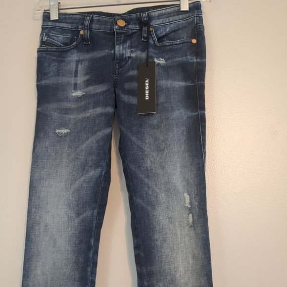 NWT Diesel Jeans Women's 24X26 Skinzee Low Rise Super Slim Skinny DNA 2016 - Picture 2 of 11